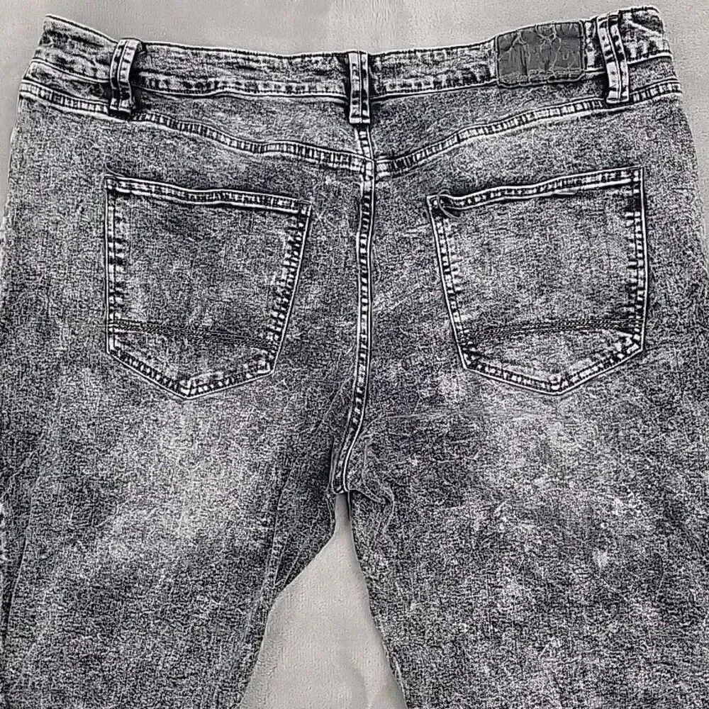 Smoke & Ash Mens Moto Jeans Measures Size 42x28 Gray Reinforced Straight Stretch